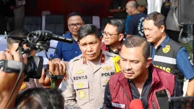 Bareskrim Polri Gagalkan Produksi 314 Ribu Ekstasi di Medan, Sumatera Utara - GenPI.co Bareskrim Polri Gagalkan Produksi 314 Ribu Ekstasi di Medan, Sumatera Utara - GenPI.co