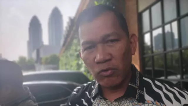TNI AD: Oknum Prajurit Gelapkan Uang Untuk Judi Online Terancam Dipecat - GenPI.co