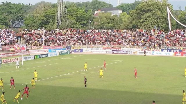 Belum Pernah Menang di Kandang, Semen Padang Siap Habis-habisan Jamu Malut United - GenPI.co