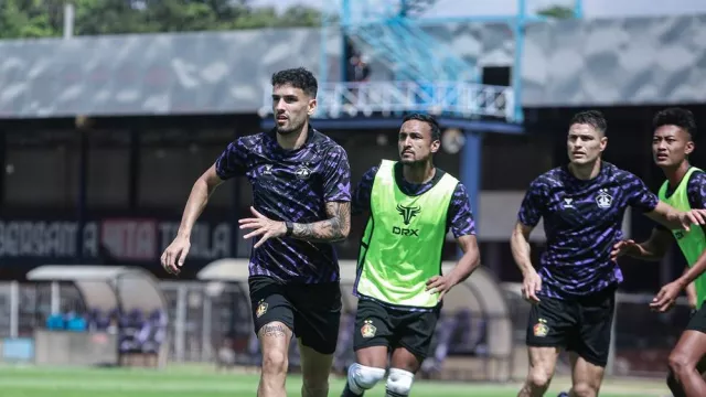 Persik Kediri Waspadai Agresivitas dan Gol Cepat Barito Putera - GenPI.co Persik Kediri Waspadai Agresivitas dan Gol Cepat Barito Putera - GenPI.co