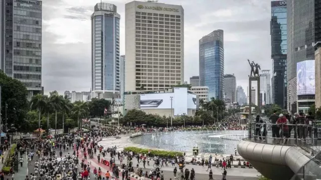 Marak Bakal Calon di Pilkada 2024 Manfaatkan CFD, Bawaslu RI: Hendaknya Tahan Diri - GenPI.co Marak Bakal Calon di Pilkada 2024 Manfaatkan CFD, Bawaslu RI: Hendaknya Tahan Diri - GenPI.co