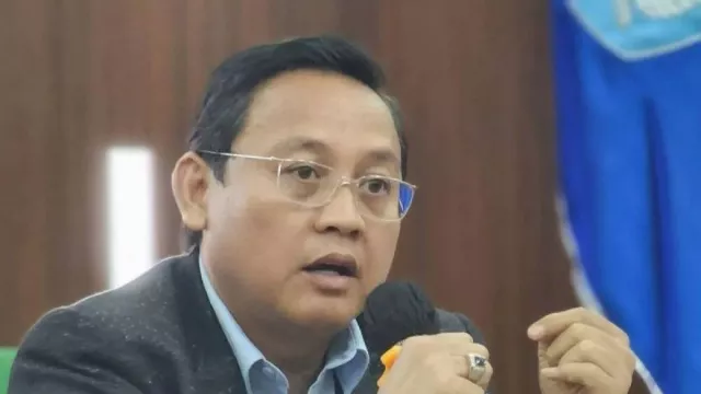 Undip Dampingi Sejumlah Mahasiswa PPDS yang Diperiksa Polisi soal Kasus Bully - GenPI.co Undip Dampingi Sejumlah Mahasiswa PPDS yang Diperiksa Polisi soal Kasus Bully - GenPI.co