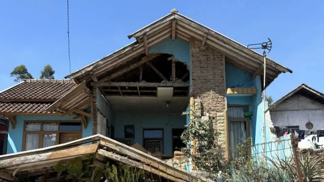 BNPB Sebut Penyebab Gempa di Bandung Dipicu Sesar Aktif yang Belum Terpetakan - GenPI.co