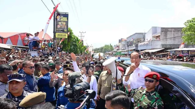 Ari Dwipayana: Jokowi Apresiasi Penilaian Publik atas Kinerja 10 Tahun Pemerintahan - GenPI.co Ari Dwipayana: Jokowi Apresiasi Penilaian Publik atas Kinerja 10 Tahun Pemerintahan - GenPI.co