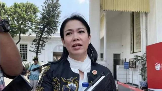 Rizieq Shihab Gugat Jokowi, Stafsus: Kami Lihat Perkembangannya - GenPI.co Rizieq Shihab Gugat Jokowi, Stafsus: Kami Lihat Perkembangannya - GenPI.co