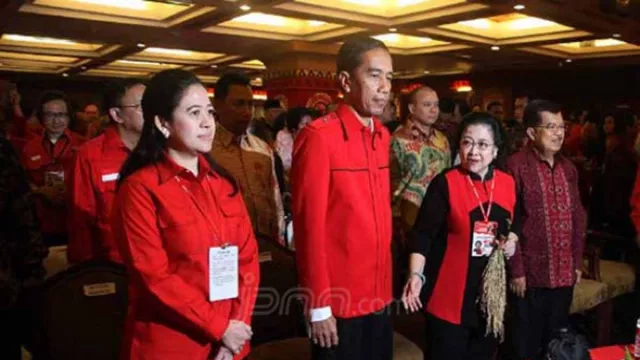 Pakar Politik Sebut Jokowi Ingin Libas Daerah Basis PDIP di Pilkada 2024 - GenPI.co