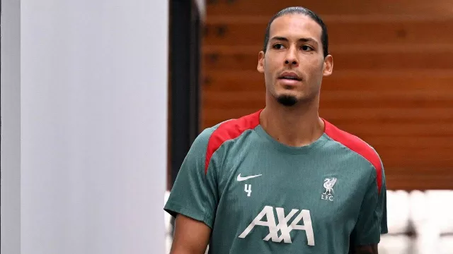 Virgil van Dijk 4 Kali Jadi Pemain Terbaik FIFPro, Rekor Ronaldinho Hancur - GenPI.co