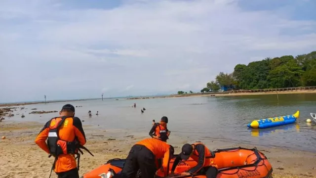 Mancing di Pantai Bahagia Nongsa Batam, 1 Orang Meninggal 1 Hilang - GenPI.co