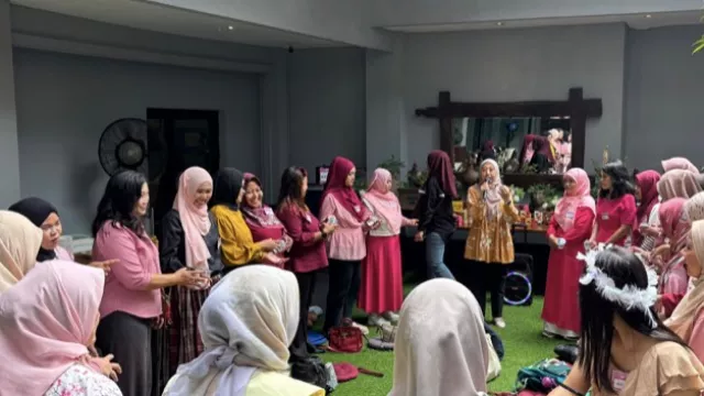 SuperMoms Sangat Meriah, Ibu-Ibu Dapat Materi Bermanfaat - GenPI.co