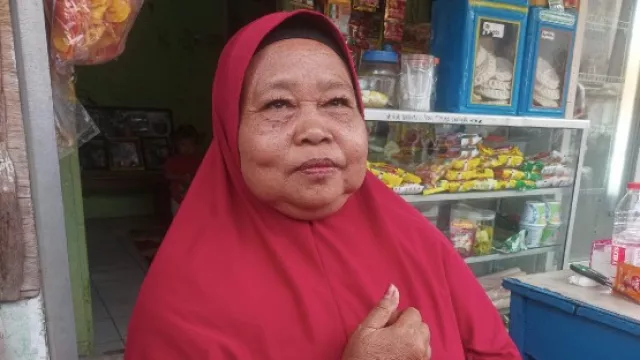 Sabar Banget, Istri Pertama Pengin Merawat Pak Tarno - GenPI.co