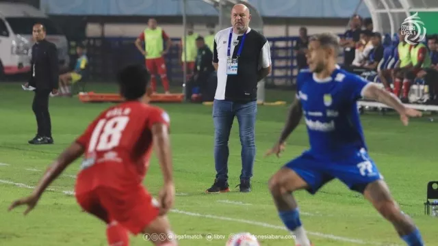 Belum Puas, Bojan Hodak Berburu Striker Asing dan 2 Pemain Lokal - GenPI.co