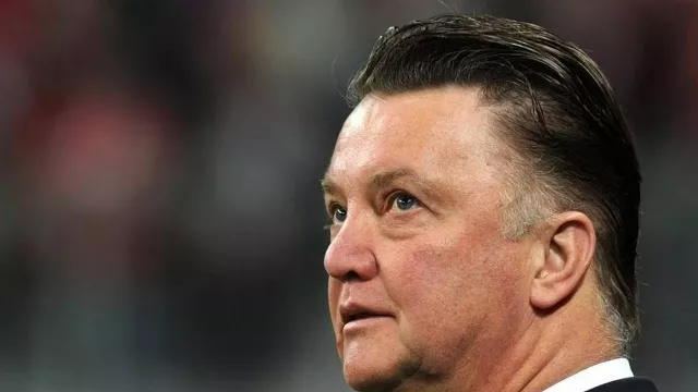  Louis van Gaal Tidak Akan Jadi Dirtek PSSI - GenPI.co