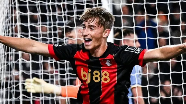 Real Madrid Tertarik Datangkan Bek Bournemouth di Bursa Transfer Januari 2025 - GenPI.co