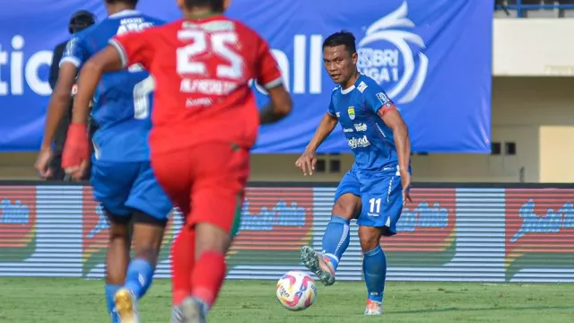 Satu Dekade Bersama, Dedi Kusnandar Dipastikan Bertahan di Persib Bandung Hingga 2027 - GenPI.co