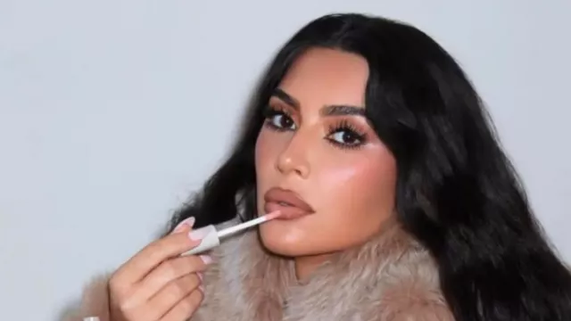 Los Angeles Kebakaran, Kim Kardashian Dukung Gaji Damkar Naik - GenPI.co