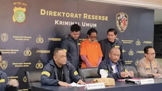 Sebelum Meninggal Dibunuh, Sandy Permana Ribut dengan Nanang Limbad dalam Rapat RT - GenPI.co