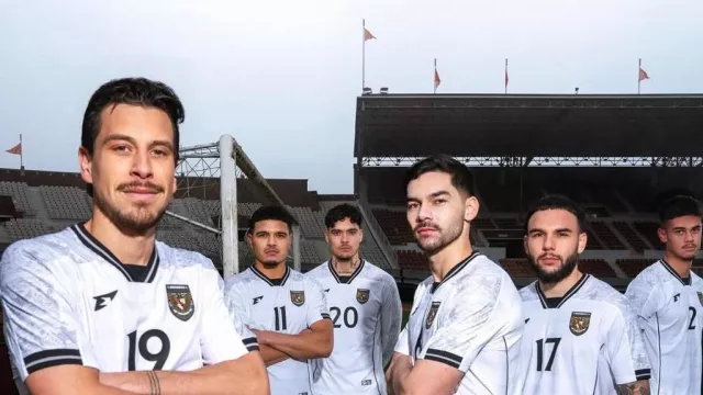 Keren Maksimal! Erspo Ungkap Jersi Tandang Timnas Indonesia Terbaru - GenPI.co