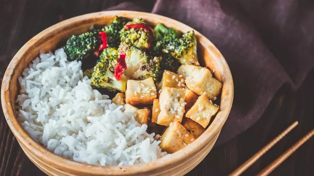 5 Makanan Vegan dengan Nutrisi Seimbang - GenPI.co