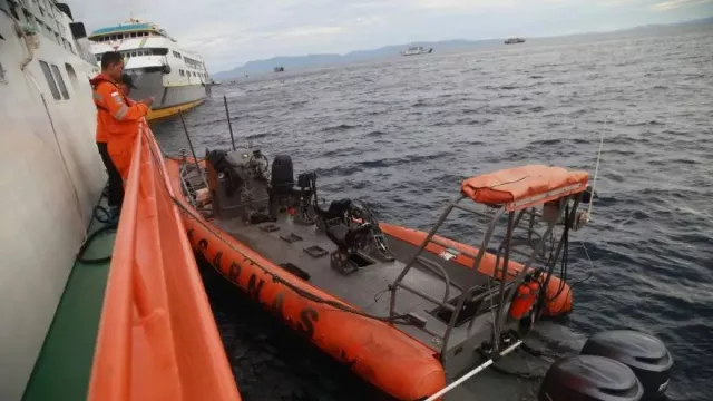 Misi Penyelamatan Berujung Duka! Speedboat Basarnas Ternate Meledak, 3 Anggota Tim Evakuasi Meninggal dan 1 Jurnalis Hilang - GenPI.co