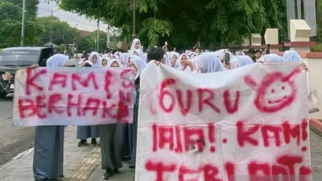 Ratusan Siswa SMAN 4 Karawang Tidak Bisa Ikut SNBP, Kok Bisa? - GenPI.co