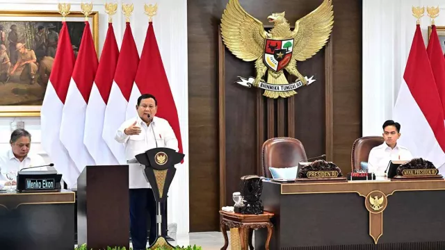 Pengamat Sebut Prabowo Harus Copot Raja Kecil yang Lawan Kebijakan - GenPI.co