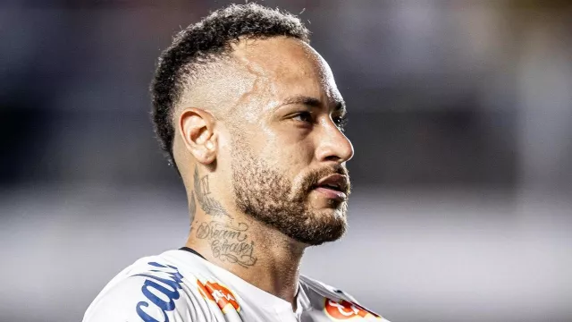 Ayah Neymar Bantah Keras Anaknya Bakal Kembali ke Barcelona - GenPI.co