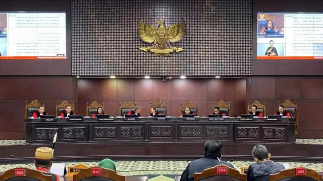 Tak Jujur Status eks Terpidana, Cawabup Pasaman Didiskualifikasi MK - GenPI.co