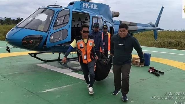 Alami Hipotermia, 2 Pendaki Wanita Meninggal saat Turun dari Puncak Carstensz - GenPI.co