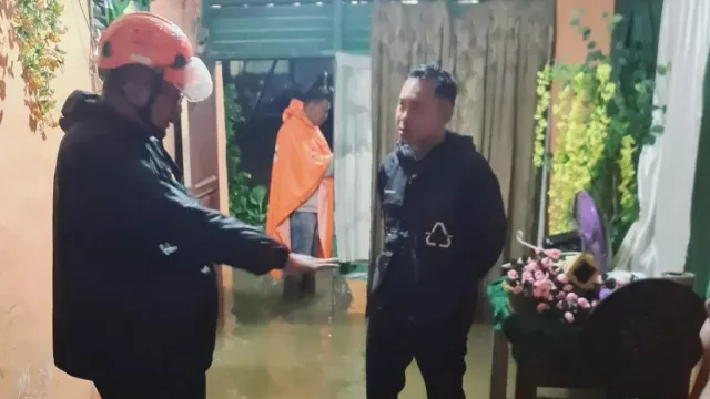 Hujan Deras, Sukabumi Dikepung Banjir di 7 Titik - GenPI.co