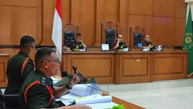 3 Prajurit TNI AL Jalani Sidang Tuntutan Kasus Penembakan Bos Rental Mobil - GenPI.co