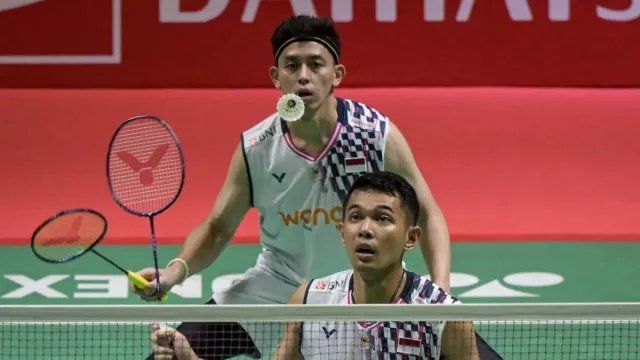 Mimpi Hattrick Pupus! Fajar/Rian Tersingkir di All England 2025 - GenPI.co