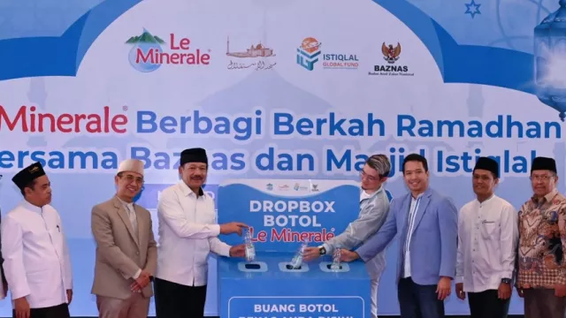  Le Minerale Gandeng Baznas Ajak Jemaah Istiqlal Bantu Palestina - GenPI.co