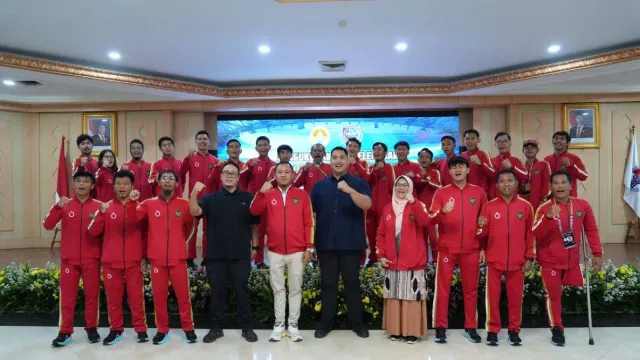 Menpora Lepas Timnas yang Berjuang di Amputee Football Asian Championship 2025 - GenPI.co Menpora Lepas Timnas yang Berjuang di Amputee Football Asian Championship 2025 - GenPI.co