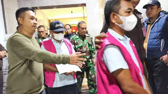 Mantan Bupati Lampung Timur Jadi Tersangka Korupsi, Ini Kasusnya - GenPI.co Mantan Bupati Lampung Timur Jadi Tersangka Korupsi, Ini Kasusnya - GenPI.co