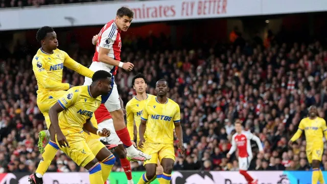 Arsenal Ditahan Crystal Palace, Liverpool Butuh 1 Poin untuk Juara Liga Primer Inggris - GenPI.co Arsenal Ditahan Crystal Palace, Liverpool Butuh 1 Poin untuk Juara Liga Primer Inggris - GenPI.co