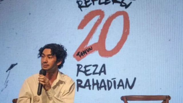 20 Tahun Berkarier, Reza Rahadian Bisa Santai Hadapi Kritik - GenPI.co 20 Tahun Berkarier, Reza Rahadian Bisa Santai Hadapi Kritik - GenPI.co