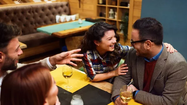 3 Ide Double Date Bikin Momen Makin Berkesan, Ciptakan Suasana Baru - GenPI.co 3 Ide Double Date Bikin Momen Makin Berkesan, Ciptakan Suasana Baru - GenPI.co