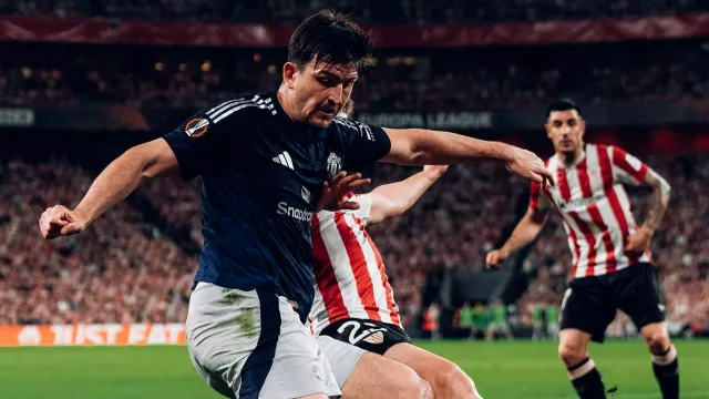 Dijuluki 'Harrydinho' oleh Suporter Manchester United, Harry Maguire Tak Peduli - GenPI.co Dijuluki 'Harrydinho' oleh Suporter Manchester United, Harry Maguire Tak Peduli - GenPI.co