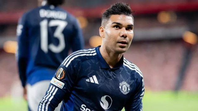 Casemiro Bangkit, Ruben Amorim Sentil Pemain Manchester United - GenPI.co Casemiro Bangkit, Ruben Amorim Sentil Pemain Manchester United - GenPI.co