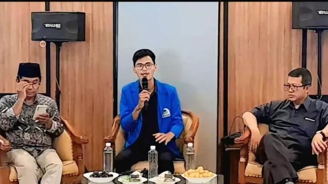 Pengamat Sebut Revisi UU ASN Bisa Ancam Masa Depan Birokrasi - GenPI.co Pengamat Sebut Revisi UU ASN Bisa Ancam Masa Depan Birokrasi - GenPI.co
