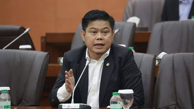 DPR RI Minta Tanggung Jawab soal Insiden 13 Tewas saat Pemusnahan Amunisi - GenPI.co DPR RI Minta Tanggung Jawab soal Insiden 13 Tewas saat Pemusnahan Amunisi - GenPI.co