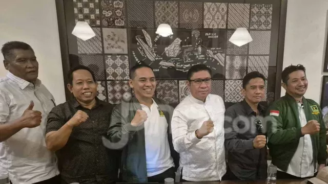 Elite PPP Jakarta Sebut Isu 20 DPW Ingin Ketum Baru Kabar Sesat, Hanya Bikin Gaduh - GenPI.co Elite PPP Jakarta Sebut Isu 20 DPW Ingin Ketum Baru Kabar Sesat, Hanya Bikin Gaduh - GenPI.co