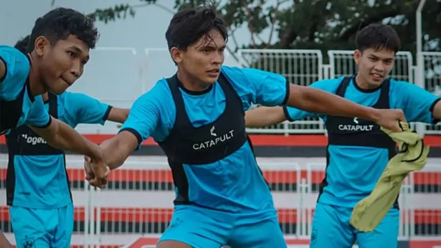 Sudah Pasti Degradasi, PSIS Semarang Ogah Menyerah - GenPI.co Sudah Pasti Degradasi, PSIS Semarang Ogah Menyerah - GenPI.co