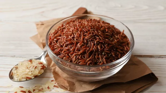 Nasi Merah Kaya Nutrisi, Cocok untuk Gaya Hidup Seimbang - GenPI.co Nasi Merah Kaya Nutrisi, Cocok untuk Gaya Hidup Seimbang - GenPI.co