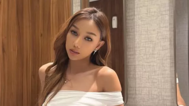Putry Poyz Bantu Aldy Maldini Rp 3 Juta untuk Konser di Singapura, Malah Ditipu - GenPI.co Putry Poyz Bantu Aldy Maldini Rp 3 Juta untuk Konser di Singapura, Malah Ditipu - GenPI.co