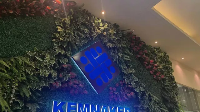 Kantor Kemenaker Digeledah KPK, Terkait Dugaan Suap Tenaga Kerja Asing - GenPI.co Kantor Kemenaker Digeledah KPK, Terkait Dugaan Suap Tenaga Kerja Asing - GenPI.co