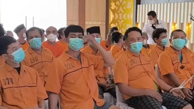 Preman di Lampung Gunakan CV dan PT untuk Legalkan Pungli - GenPI.co Preman di Lampung Gunakan CV dan PT untuk Legalkan Pungli - GenPI.co