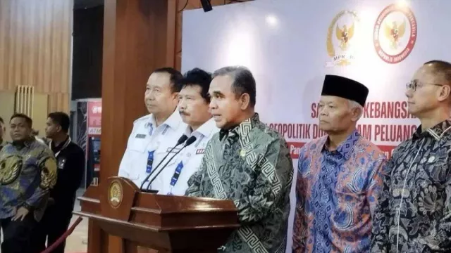 Pertemuan Prabowo dan Megawati Batal, Disebut Karena Agenda Padat - GenPI.co Pertemuan Prabowo dan Megawati Batal, Disebut Karena Agenda Padat - GenPI.co