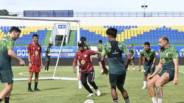3 Tim di Tepi Jurang Degradasi Bermain Tandang, Barito Putera Selamat? - GenPI.co 3 Tim di Tepi Jurang Degradasi Bermain Tandang, Barito Putera Selamat? - GenPI.co