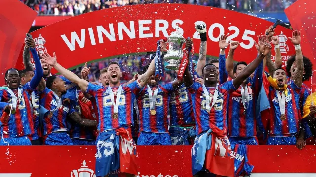 Meski Juara Piala FA, Crystal Palace Terancam Gagal Tampil di Liga Europa - GenPI.co Meski Juara Piala FA, Crystal Palace Terancam Gagal Tampil di Liga Europa - GenPI.co